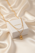 Double Layered Chain Scene